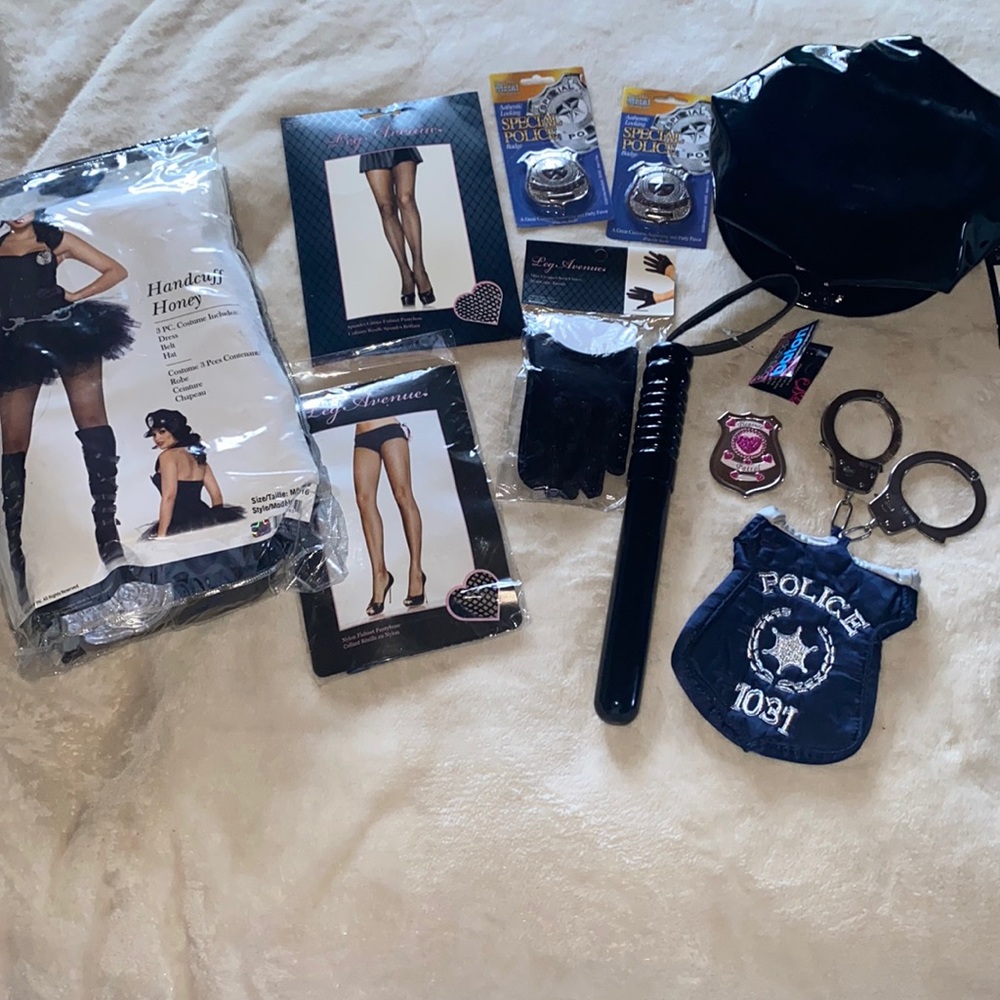 Leg Avenue cop police handcuff honey costume